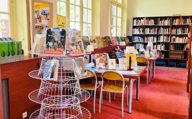 Fermeture de bibliothèque pour travaux.